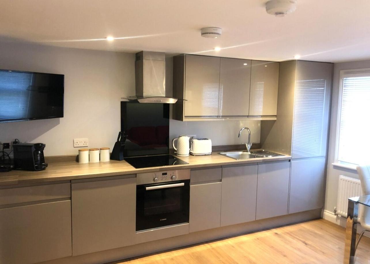 Apartment Luxury With King-size Bed In - Homehost *